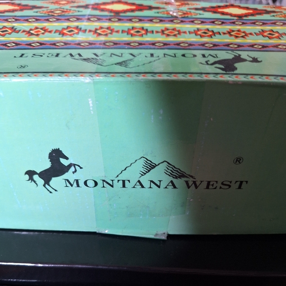 Montana West Pink and Brown Camo Sandals - Size 8 NIB - Picture 11 of 11